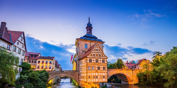  Jewels of Europe Tours | Couples | River Cruise holiday experience